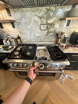 cooktop repair surrey